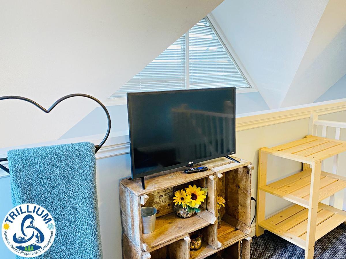 Cozy Studio Loft With 2 Baths Next To Slopes Blue Mountains Luaran gambar
